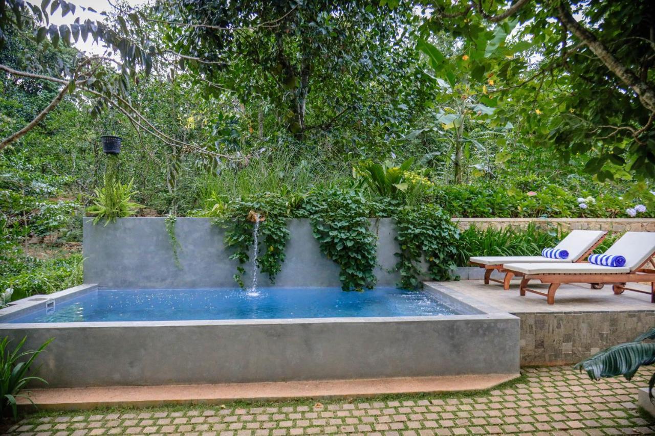 Tranquilisle Hotel Kandy Bagian luar foto