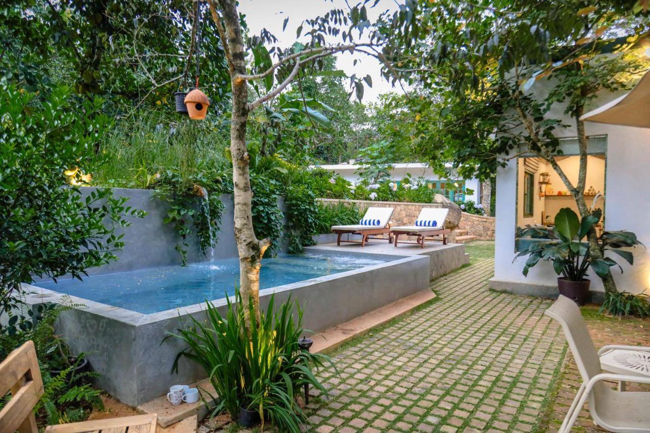 Tranquilisle Hotel Kandy Bagian luar foto